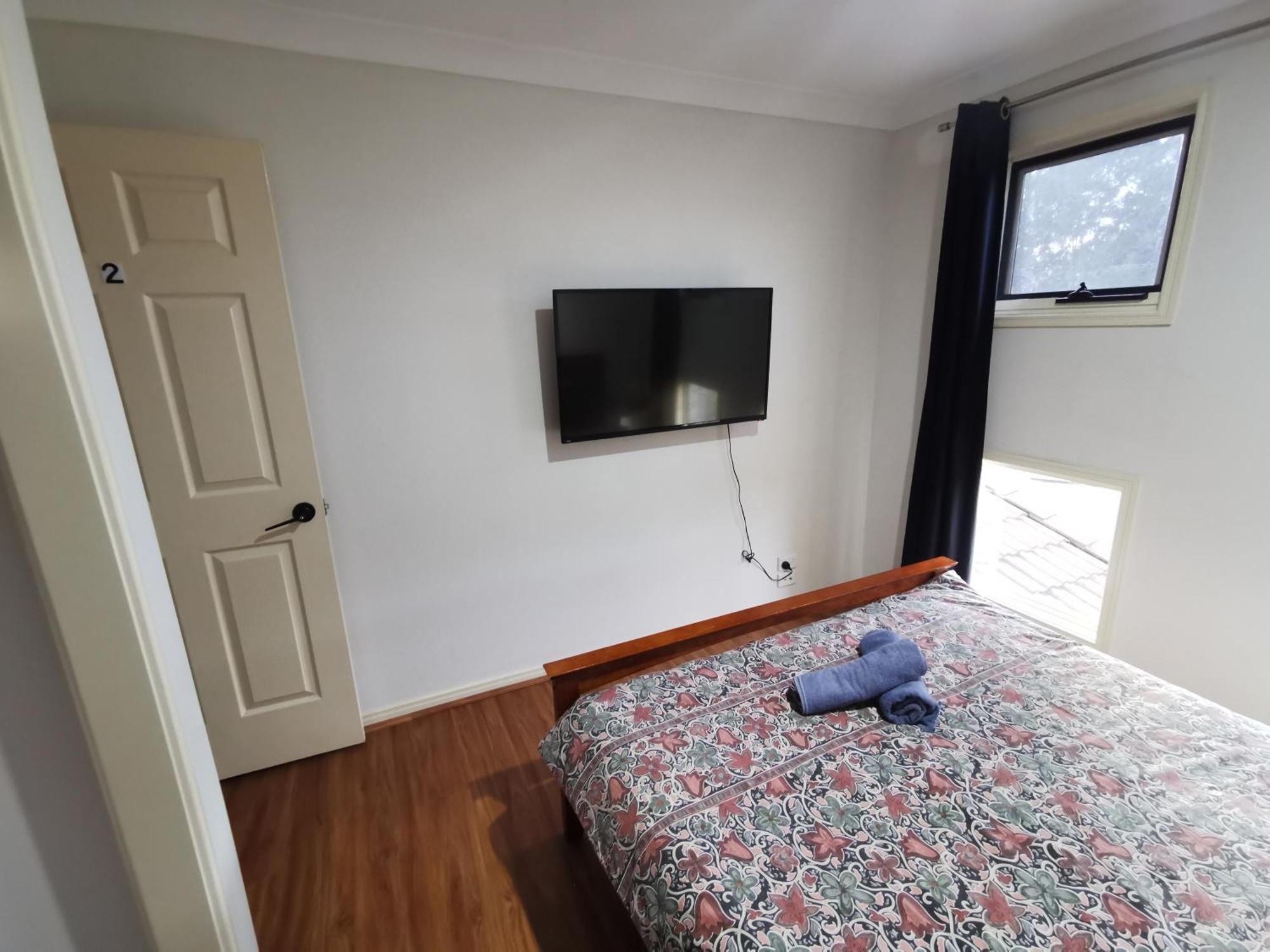 דירות גולד קוסט Shared House With Other Guests Near Shopping Center And Theme Parks מראה חיצוני תמונה