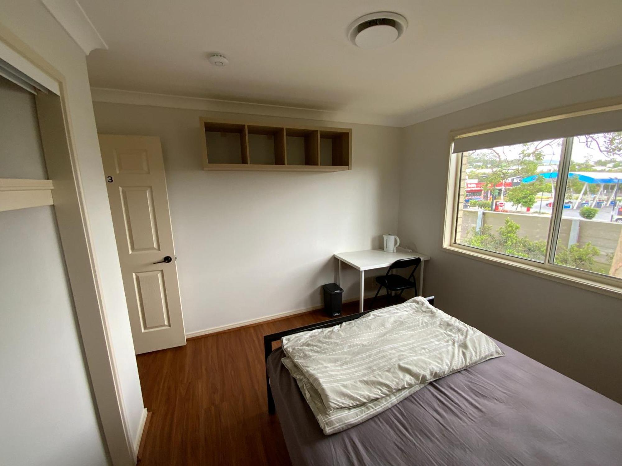דירות גולד קוסט Shared House With Other Guests Near Shopping Center And Theme Parks חדר תמונה